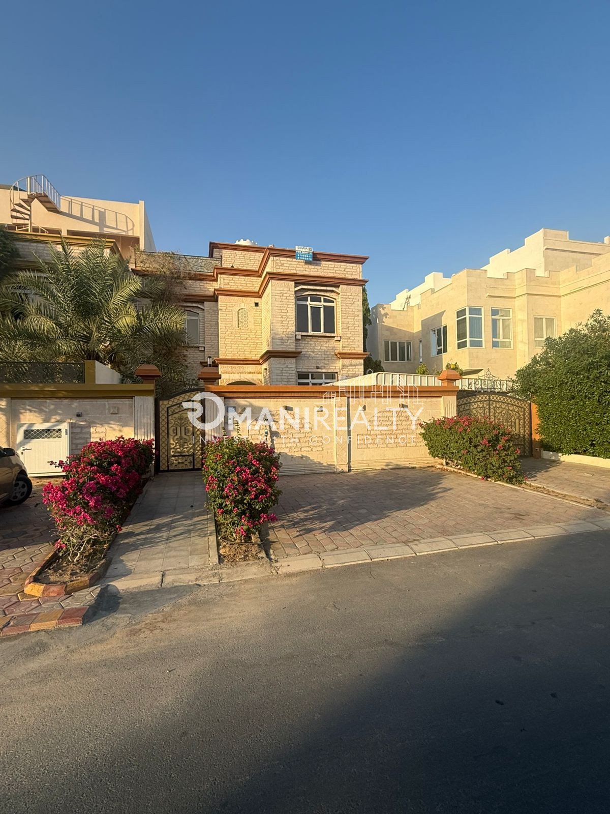 VAKH10011 – 6-Bedroom Villa for Rent in Al Khod, Muscat