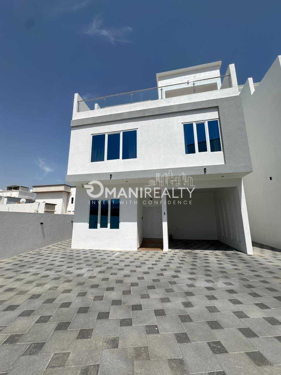 VMSQ10024 – 5-Bedroom Villa for Rent in Madinat Qaboos, Muscat