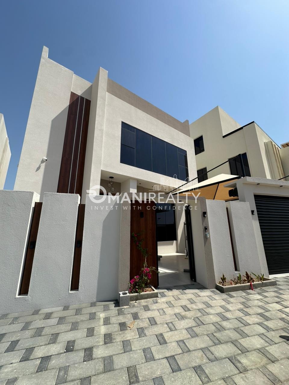 VAKH20014 – 8-Bedroom Luxury Villa for Sale in Al Khoud, Muscat